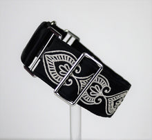 Load image into Gallery viewer, Henna inspired collar - HE001