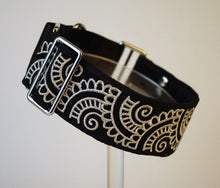 Load image into Gallery viewer, Henna inspired collar - HE003