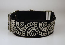 Load image into Gallery viewer, Henna inspired collar - HE003