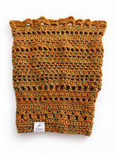 Load image into Gallery viewer, Snood 002
